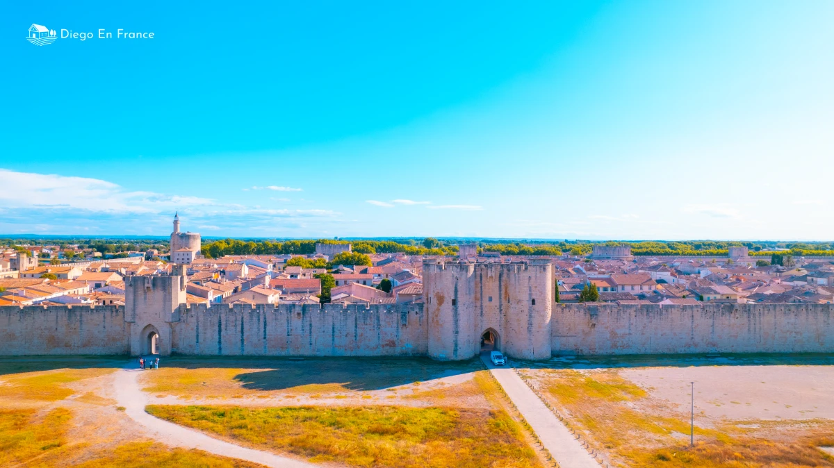 aigues mortes france tourist information