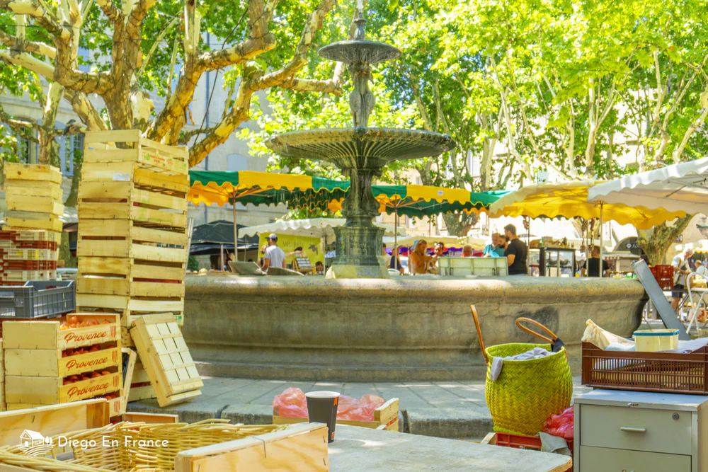 Que faire à Uzès: Guide des 20 Meilleures Expériences pour toute la famille