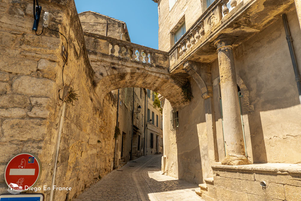 Que faire à Uzès: Guide des 20 Meilleures Expériences pour toute la famille