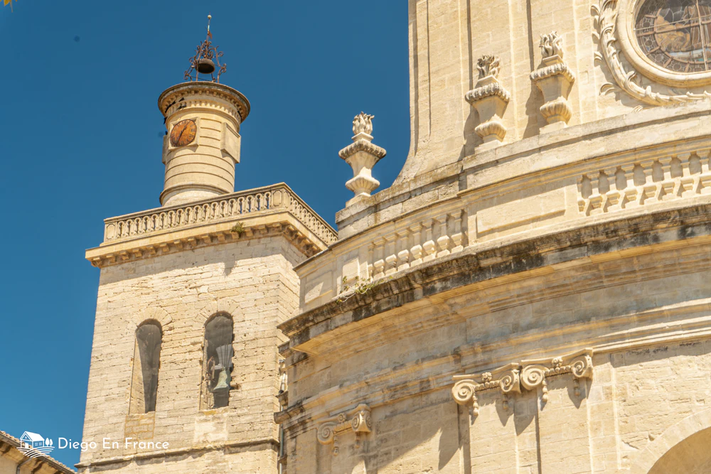 Que faire à Uzès: Guide des 20 Meilleures Expériences pour toute la famille
