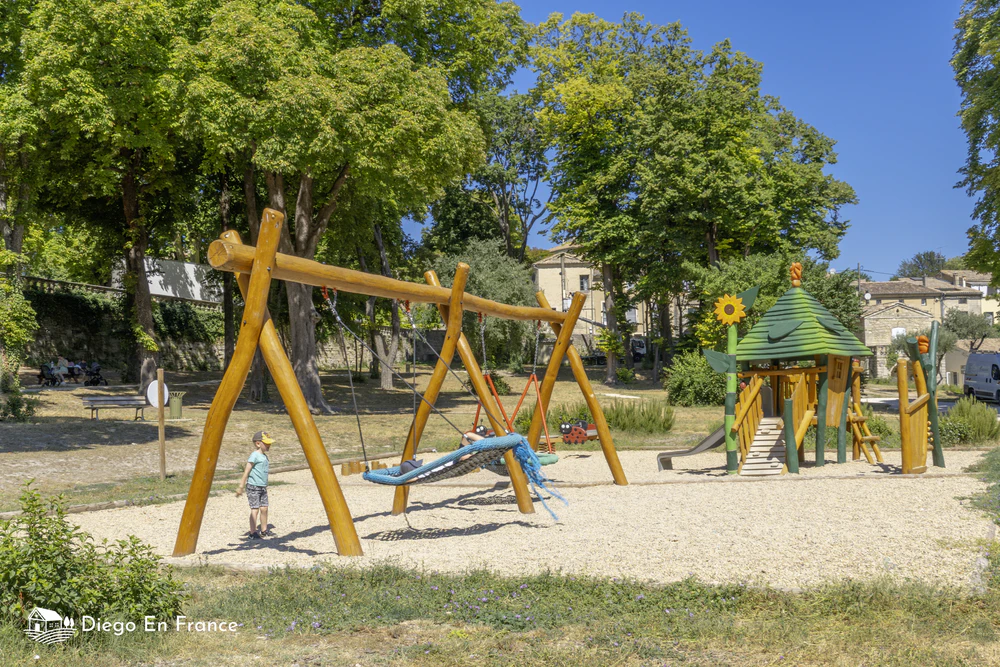 Que faire à Uzès: Guide des 20 Meilleures Expériences pour toute la famille Le Parc du Duché