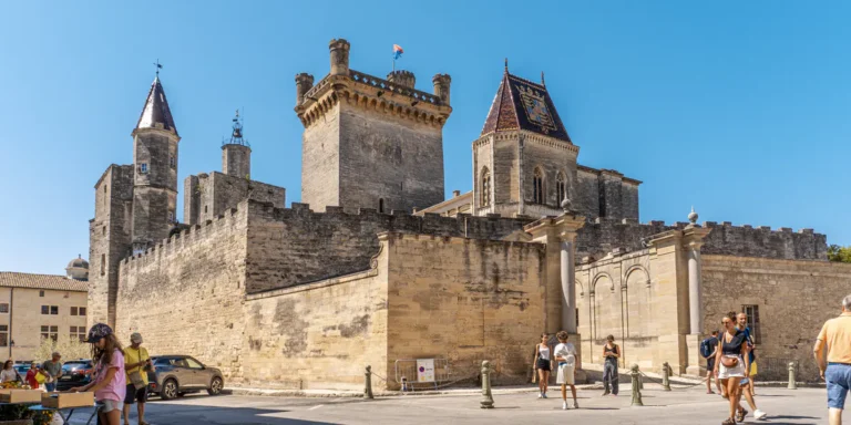 Uzes, en el sur de Francia, en el departamento del Gard. Foto de diegoenfrance.com
