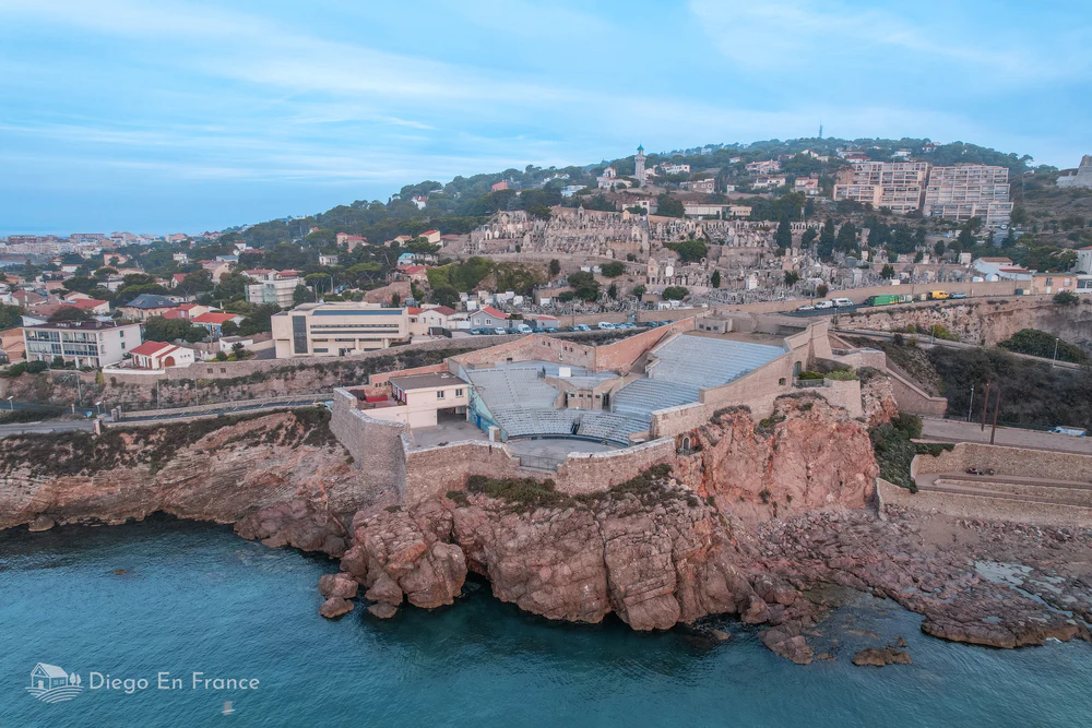 Things to do in Sète: Enjoy a show at the fabulous Théâtre de la Mer