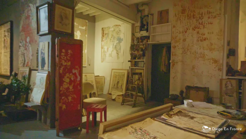 Fotografía de diegoenfrance.com del interior de la Galería de Arte de Emmanuel Flipo en Pézenas