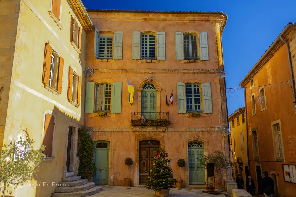 The Best Things to do in Roussillon. A Complete Guide. Explore its colorful history, taste local dishes, and discover the beauty of Provence’s charming villages.<br data-mce-bogus="1">