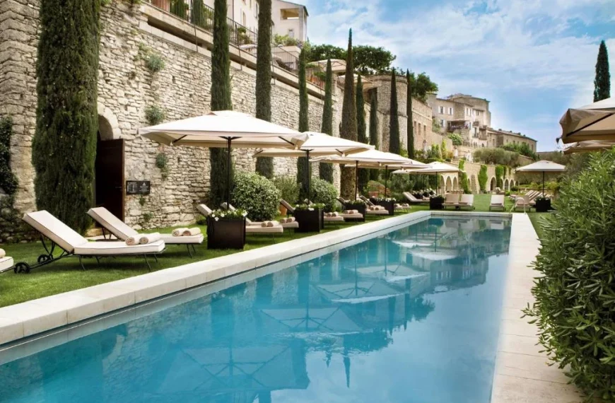 hotels 5 etoiles gordes