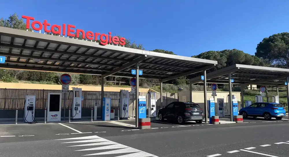 Photo by diegoenfrance.com showing updated infrastructure, key if you plan to drive an electric car in France.