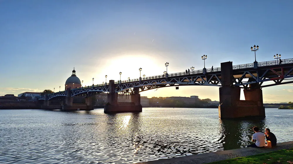 Garonne River Toulouse, romantic walk at sunrise and iconic views of the Ville Rose