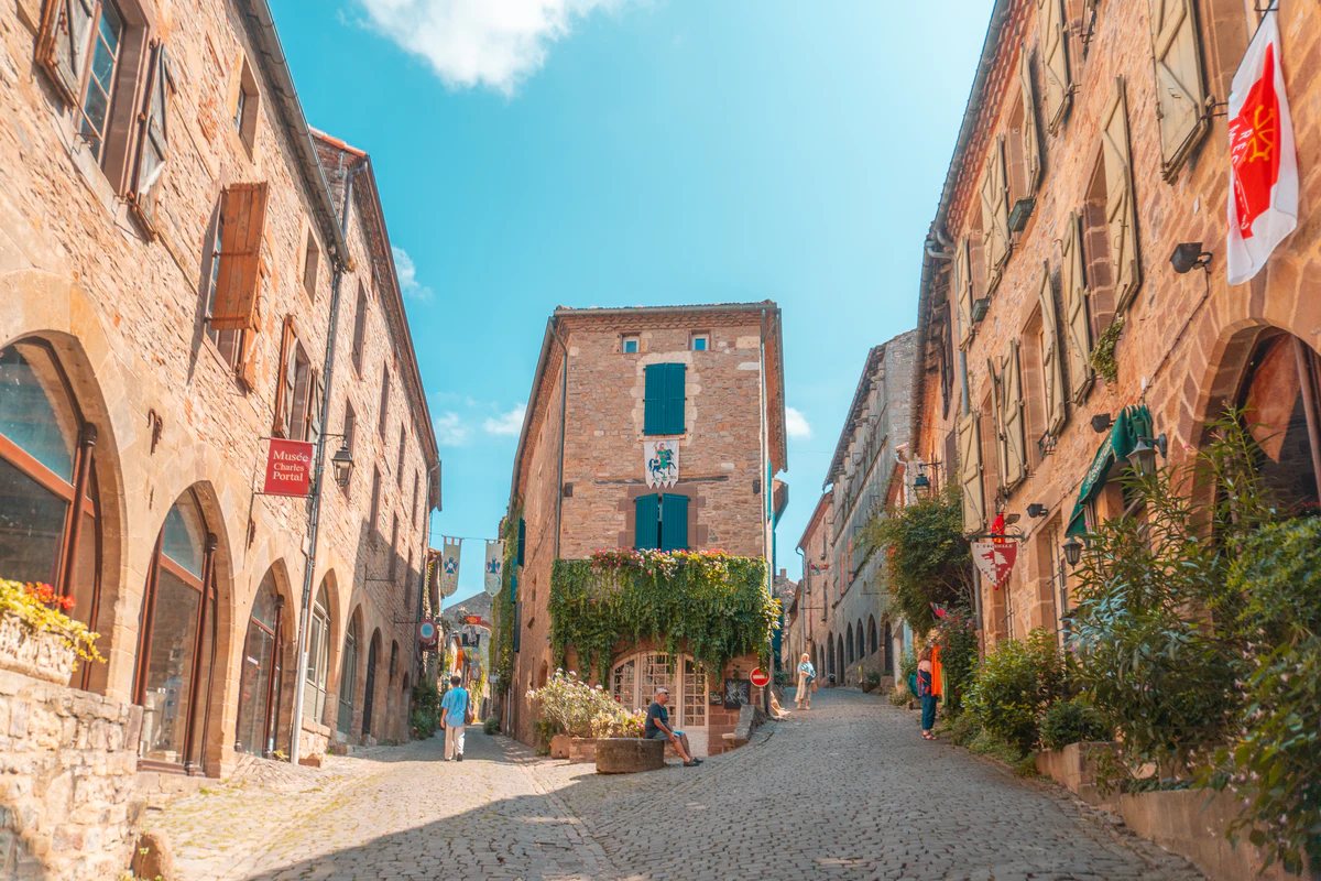 What to see in Cordes sur Ciel_32