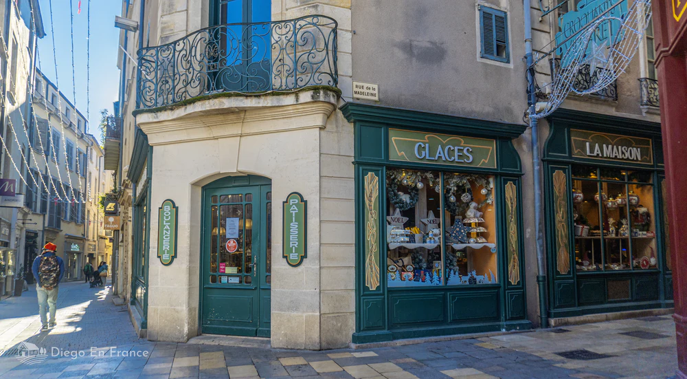 What to see in Nîmes. 10 must-sees for the whole family in French Rome : Maison Villaret