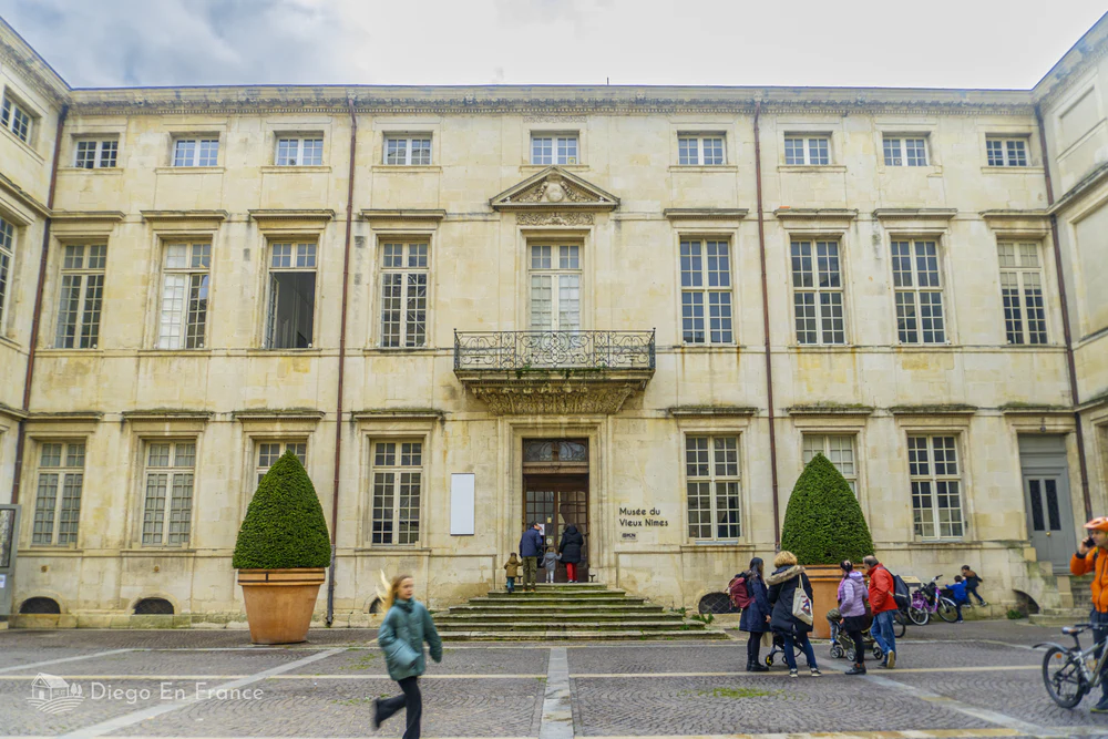 What to see in Nîmes, France : Old Nîmes Museum