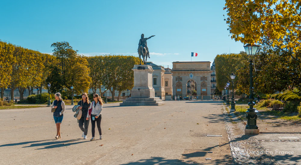 visiter Montpellier en 1 jour : L'Esplanade du Peyrou