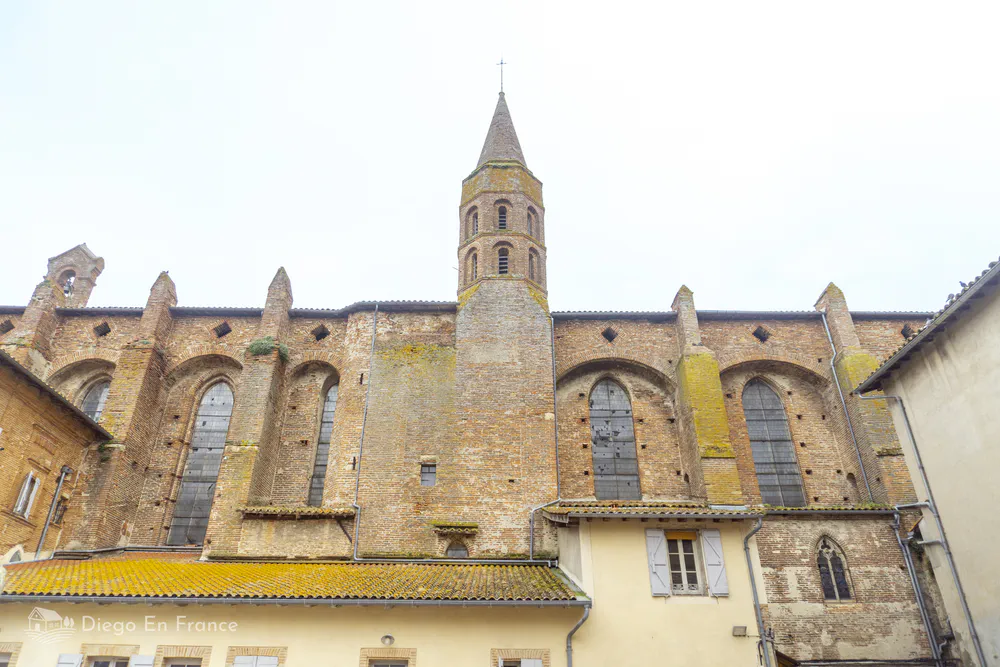 17th century Franciscan church, an example of discreet and serene religious architecture in Lavaur.