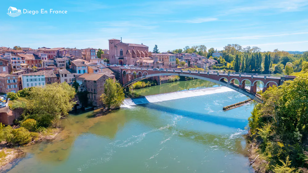 Landscape of Gaillac, famous for its wines and its picturesque old town along the river.