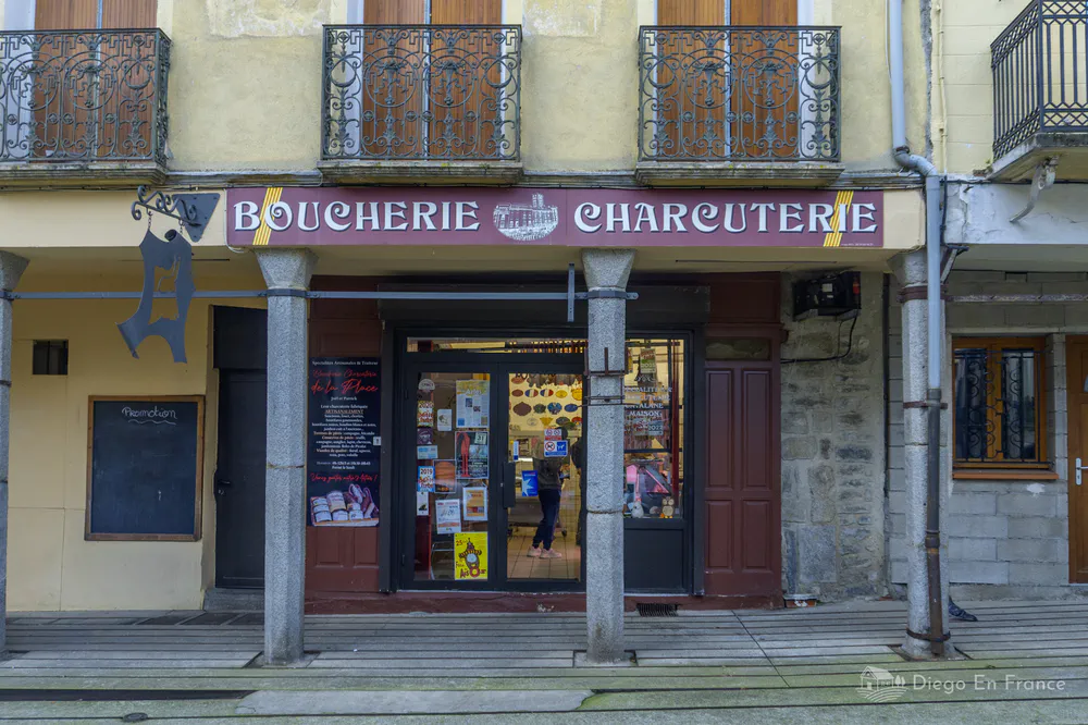 Photo by diegoenfrance.com of the Boucherie Charcuterie in Arles-sur-Tech.